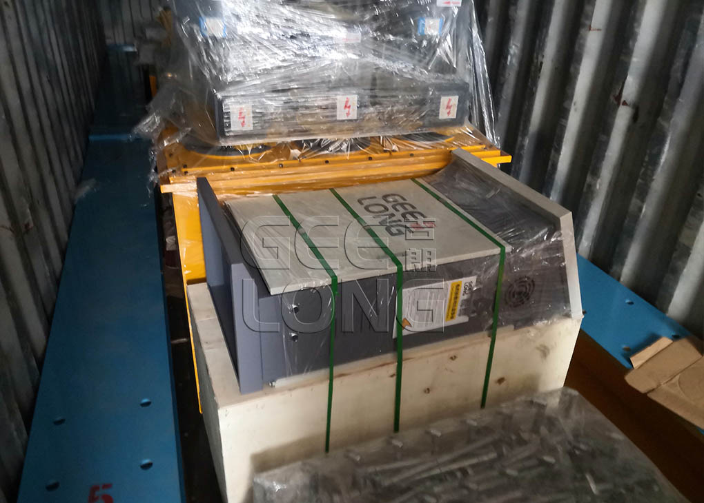 Geelong Film Face Papwood Hot Press Machine Exporting