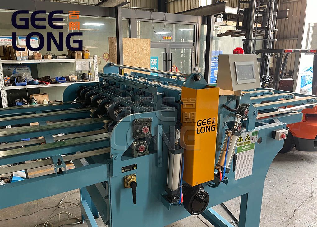 Veneer Rotary Clipper Machine