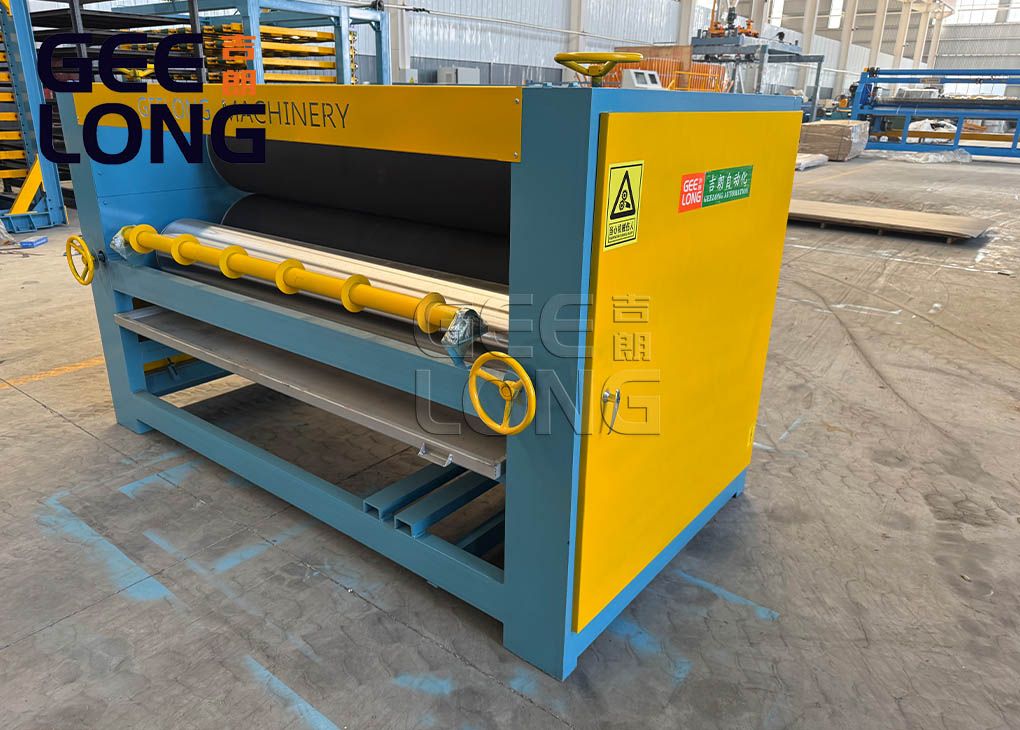 glue spreader machine.jpg glue spreader machine.jpg